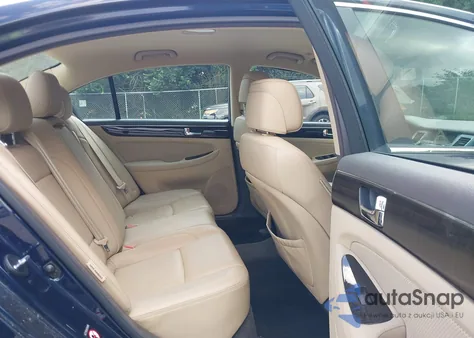 2011 Hyundai Genesis 3.8 из США, поврежденный, VIN KMHGC4DE1BU138446